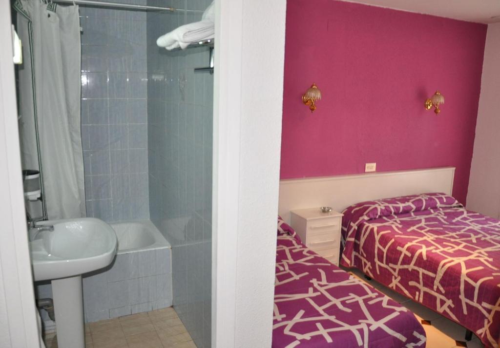 Chambre Triple avec Douche