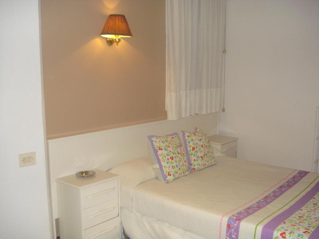 Chambre Double ou Lits Jumeaux avec Salle de Bains Privative