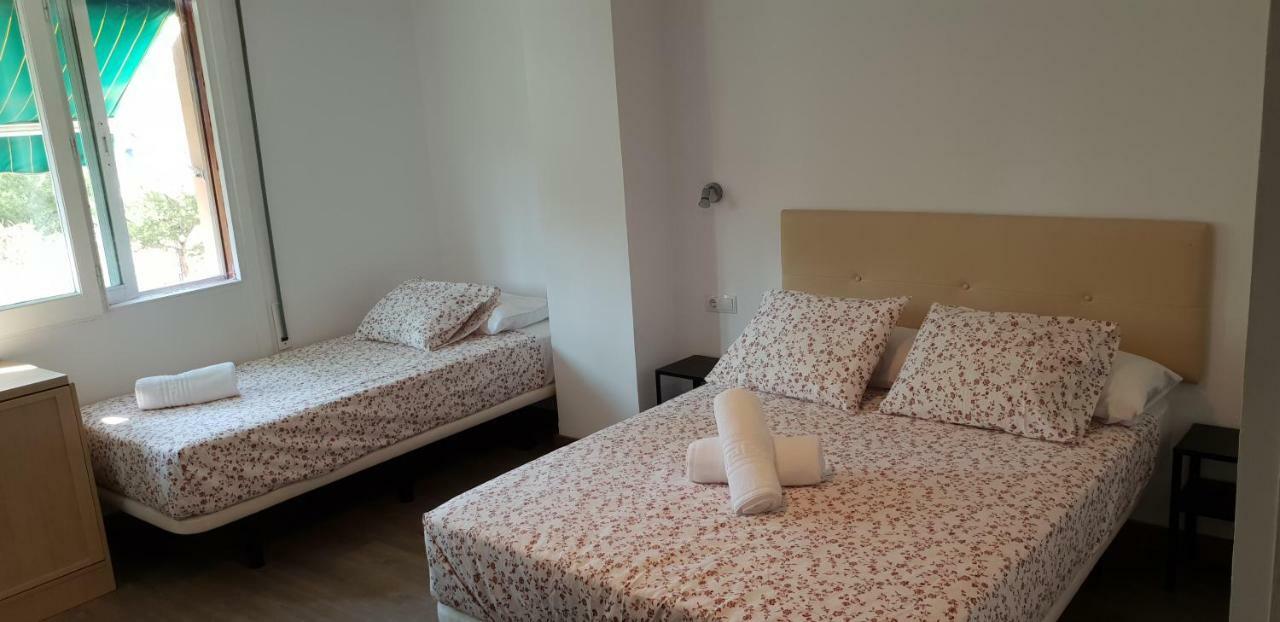Chambre Triple avec Salle de Bains Privative